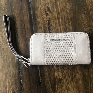 Michael Kors Wallet/ wristlet